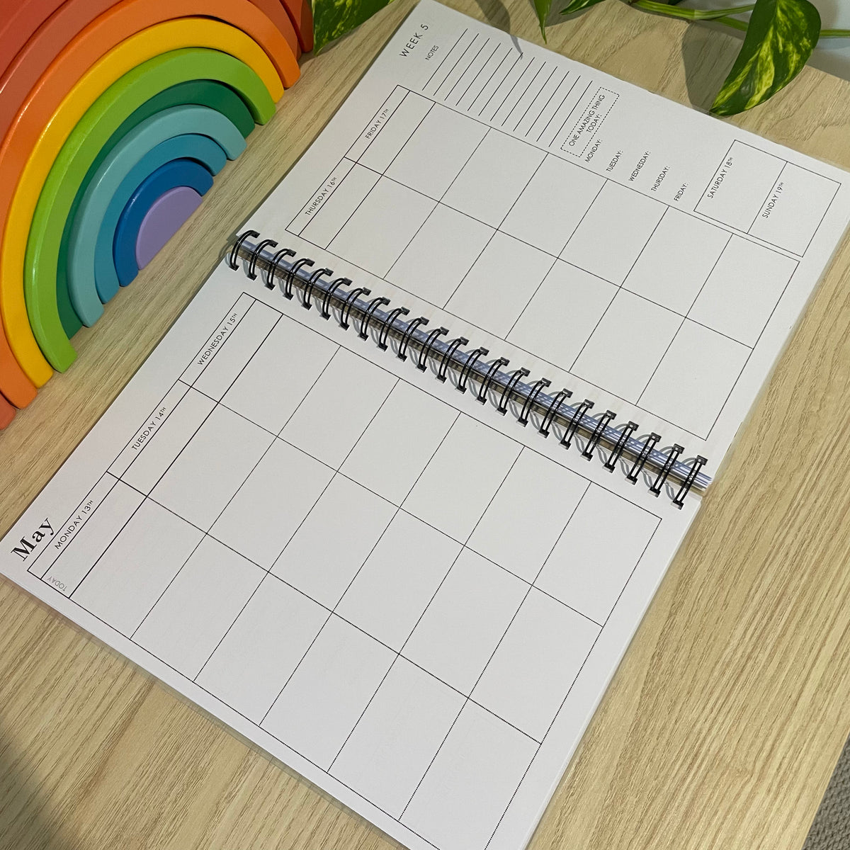 2024 A4 WEEKLY 6 PERIOD VICTORIA DATES TEACHER PLANNER VINTAGE GARDE